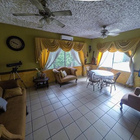 Hotel Casa Maria San Pedro Sula Eksteriør billede
