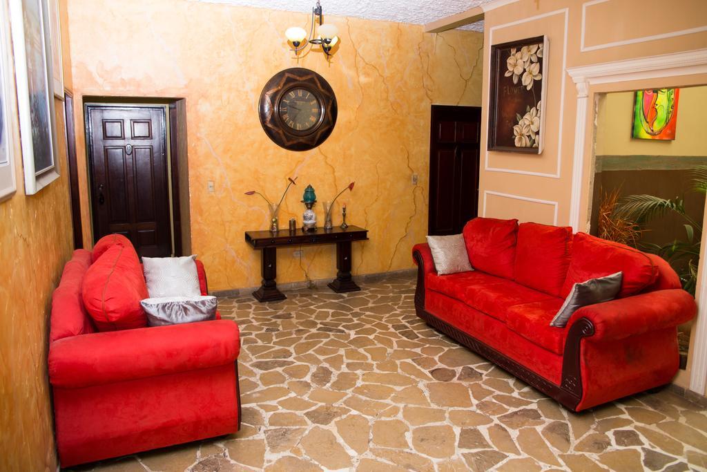 Hotel Casa Maria San Pedro Sula Eksteriør billede
