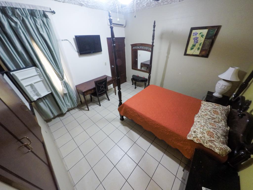 Hotel Casa Maria San Pedro Sula Eksteriør billede