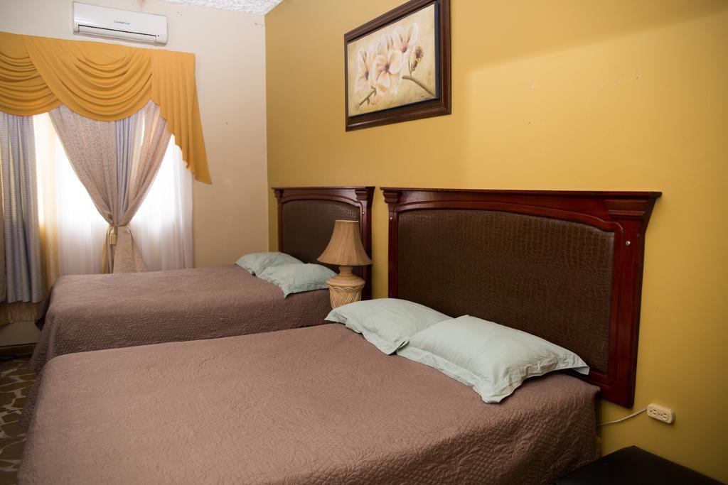 Hotel Casa Maria San Pedro Sula Eksteriør billede